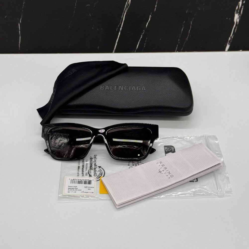 NEW BB0307SA 001 BALENCIAGA BLACK GREY SQUARE WOMEN SUNGLASSES - Picture 10 of 10